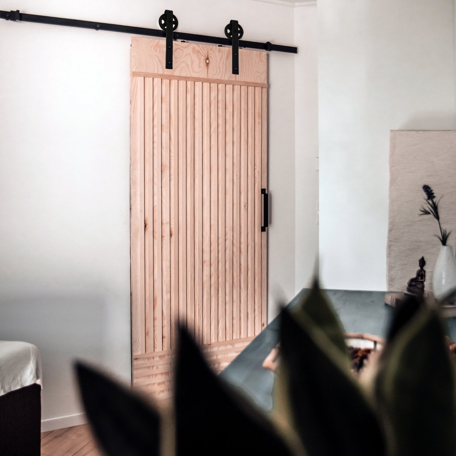 natural-goods-berlin-schiebet-rsystem-modell-o-barn-door-beschlag-schwarz image 2