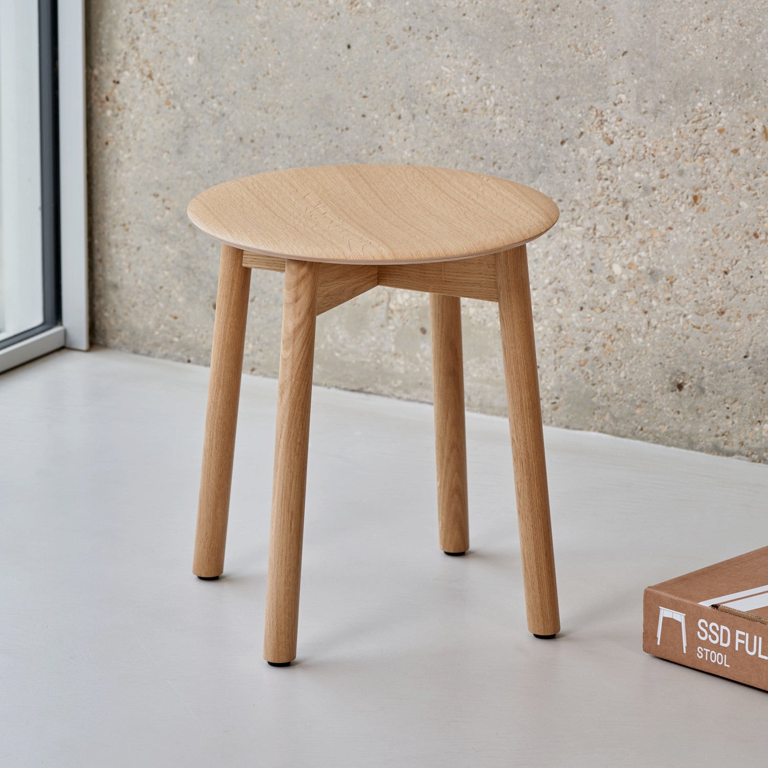 tiptoe-ssd-full-wood-hocker-ko-zertifiziertes-holz image 2