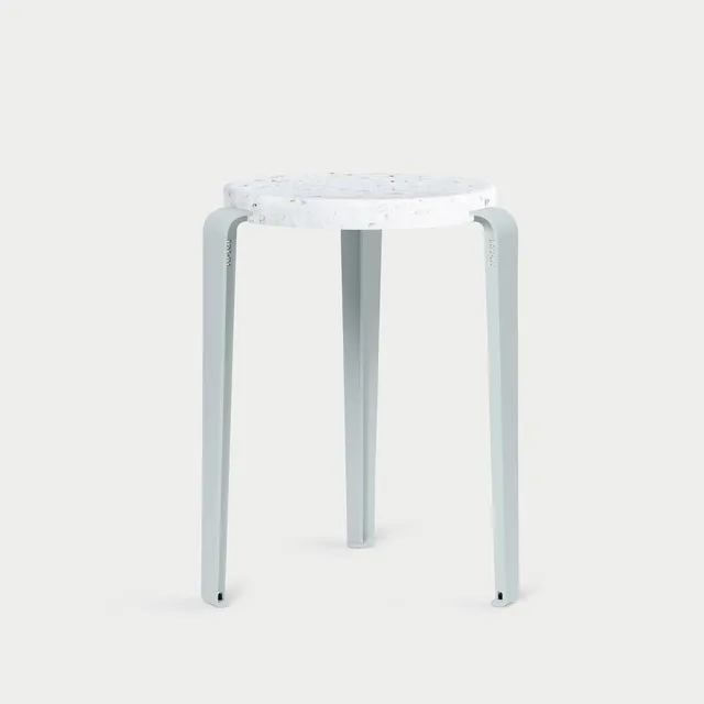 tiptoe-hocker-lou-recycelter-kunststoff-venezia-stapelbar image 1