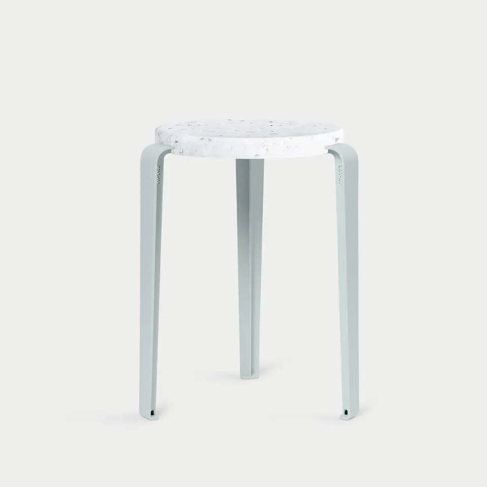 tiptoe-hocker-lou-recycelter-kunststoff-venezia-stapelbar image 1