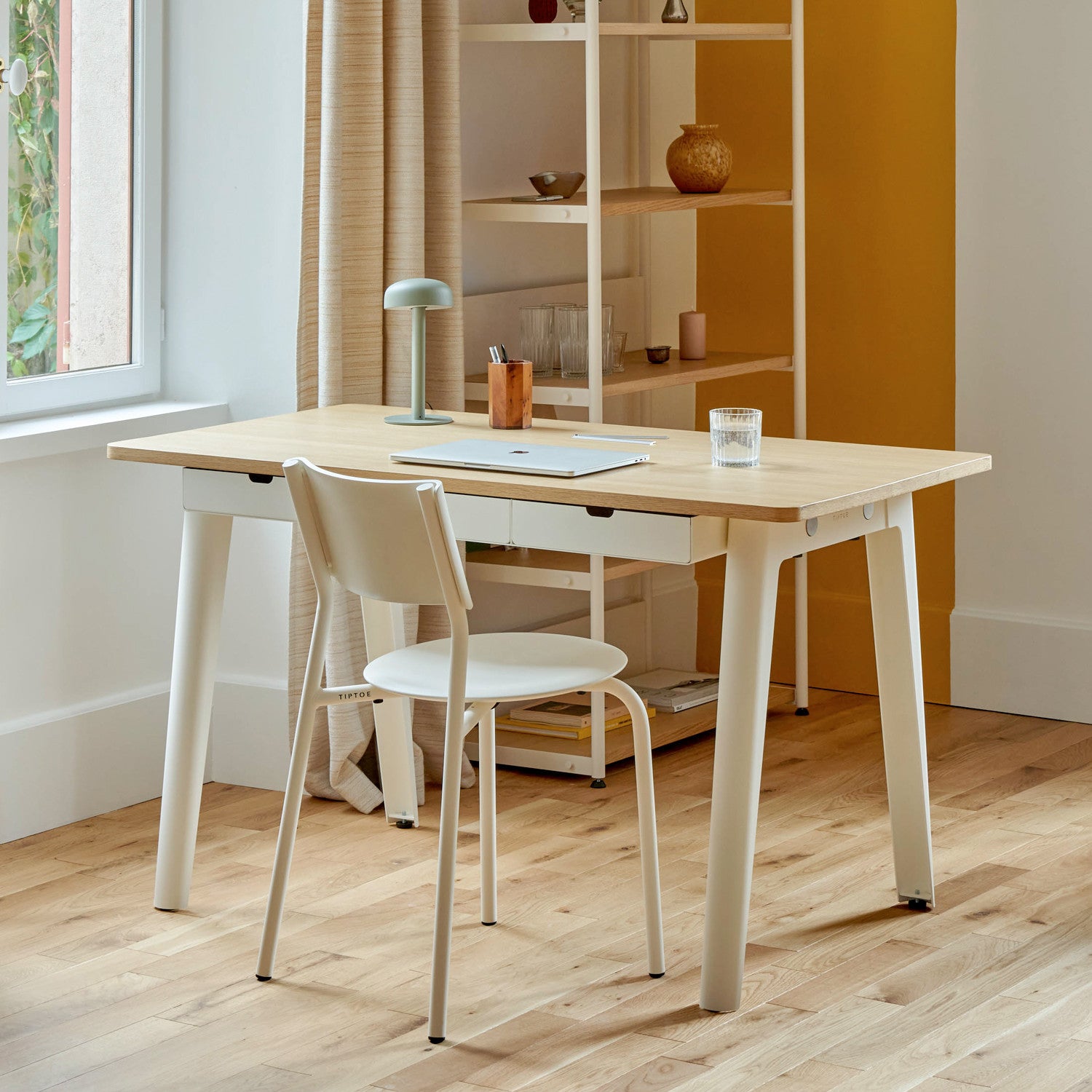 tiptoe-new-modern-schreibtisch-ko-zertifiziertes-holz image 2