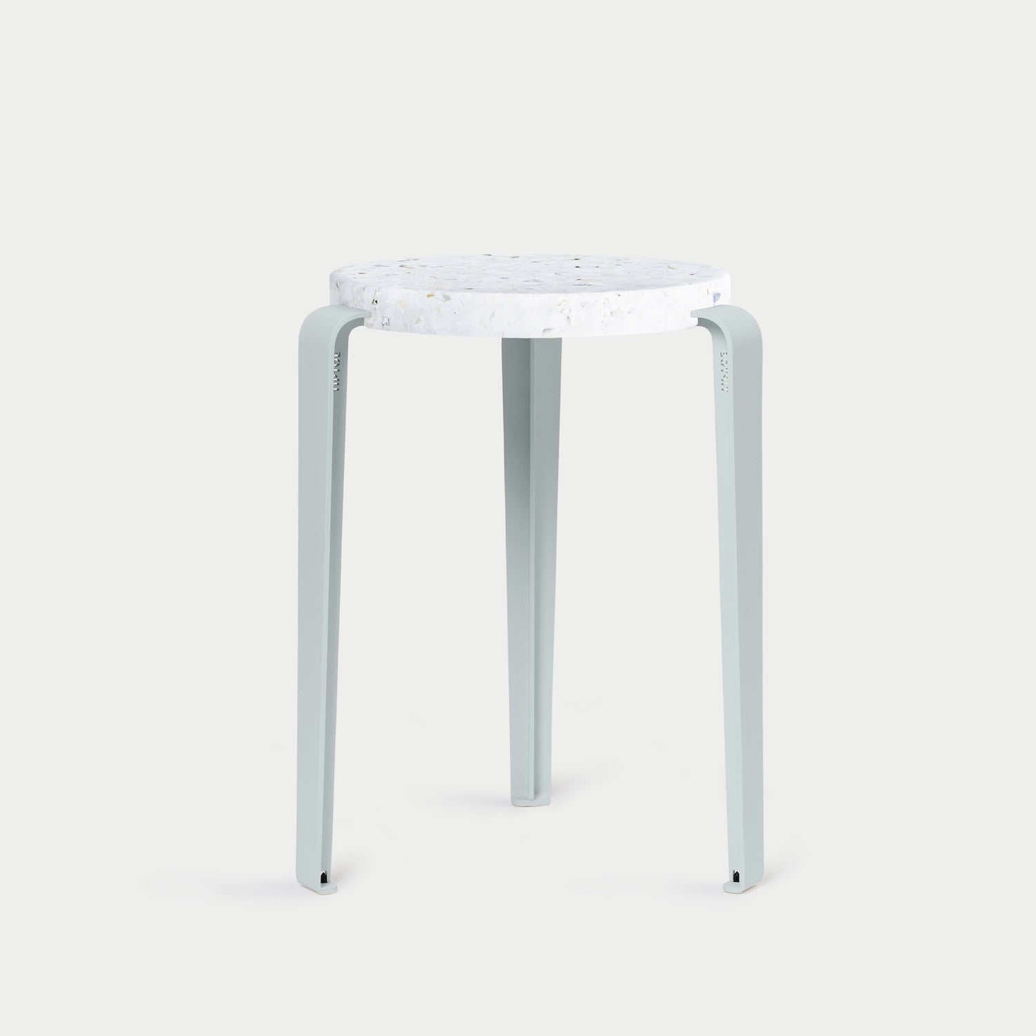tiptoe-hocker-lou-recycelter-kunststoff-venezia-stapelbar image 1