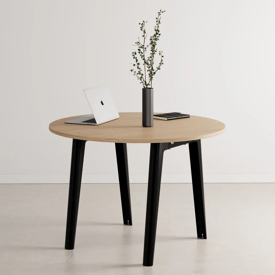 tiptoe-new-modern-runder-konferenztisch-110cm-holz-f-r-6-personen image 1
