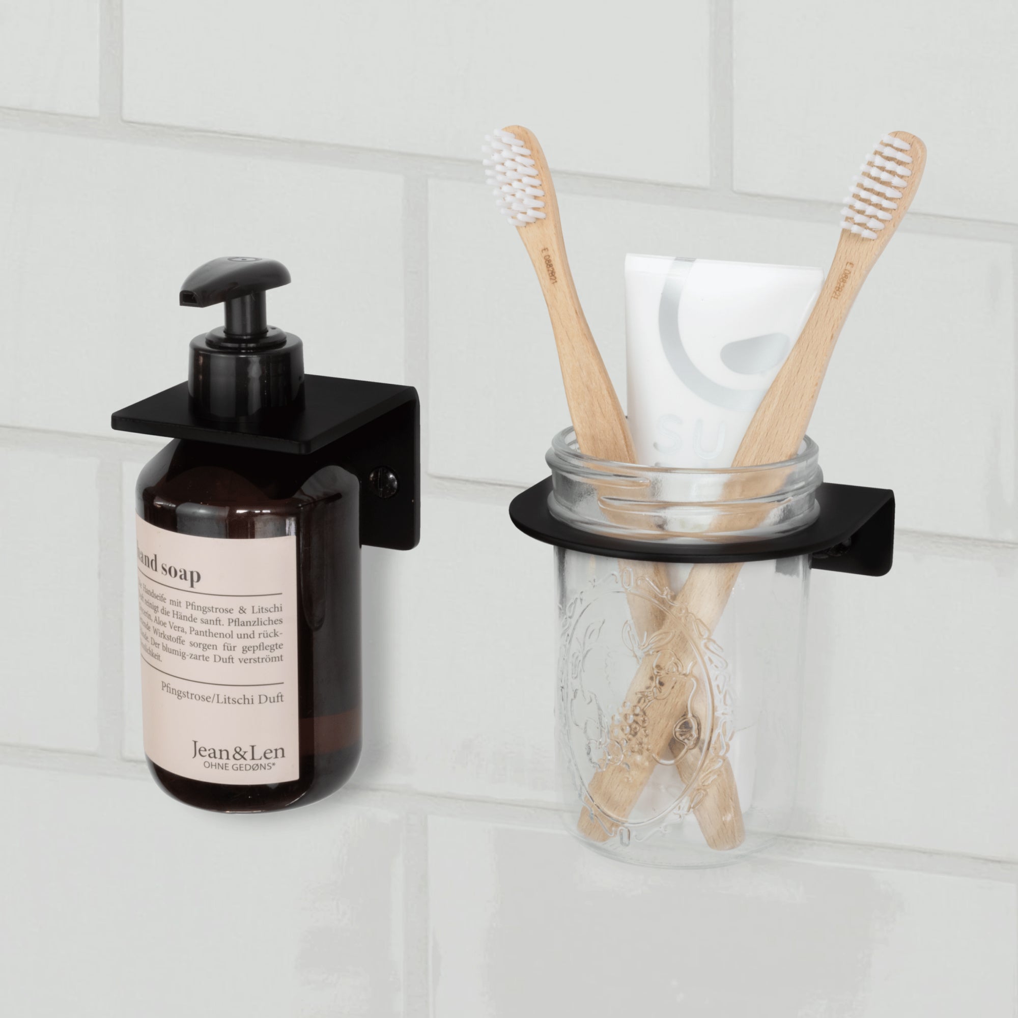 natural-goods-berlin-becher-float-wandhalter-mit-glas image 2