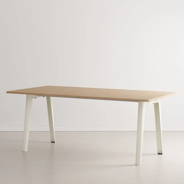 tiptoe-new-modern-esstisch-ko-zertifiziertes-holz image 1