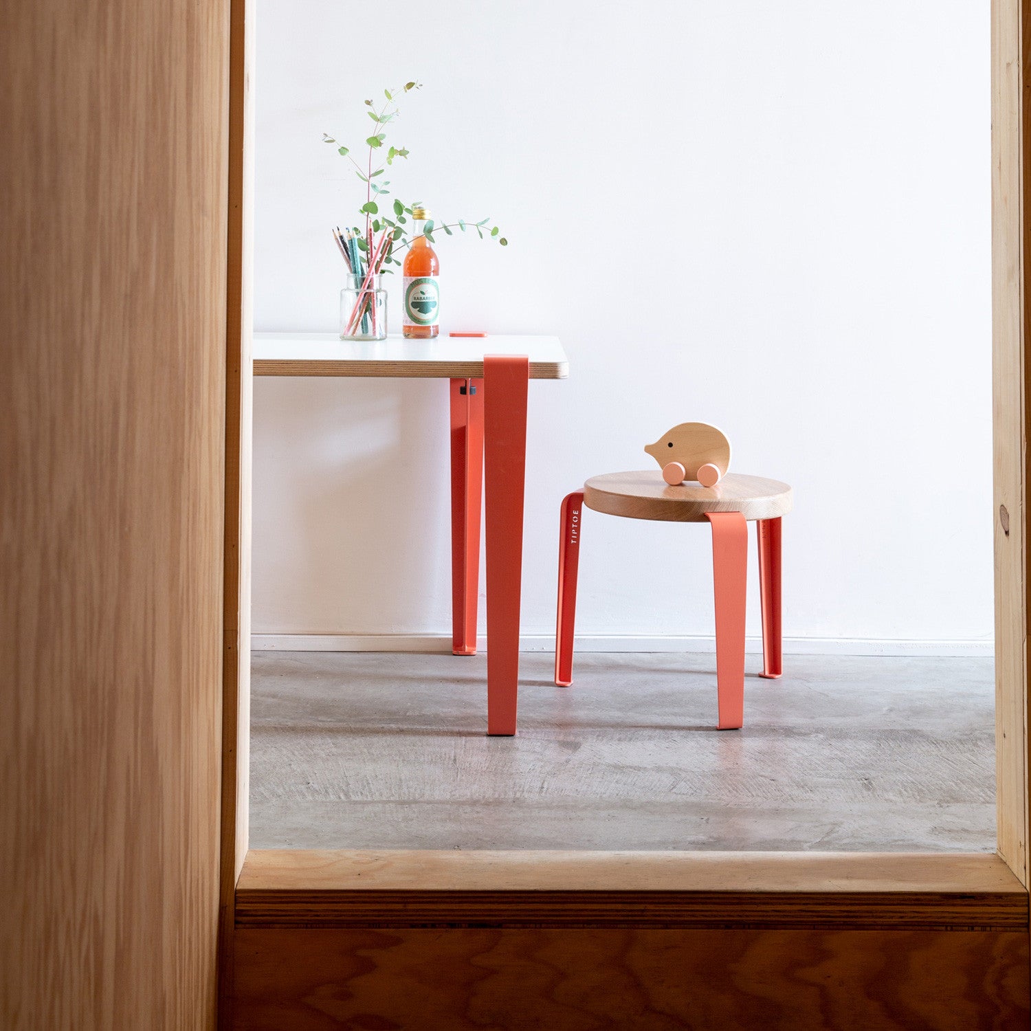 tiptoe-kinderhocker-kids-massive-eiche-3-6-jahre image 2