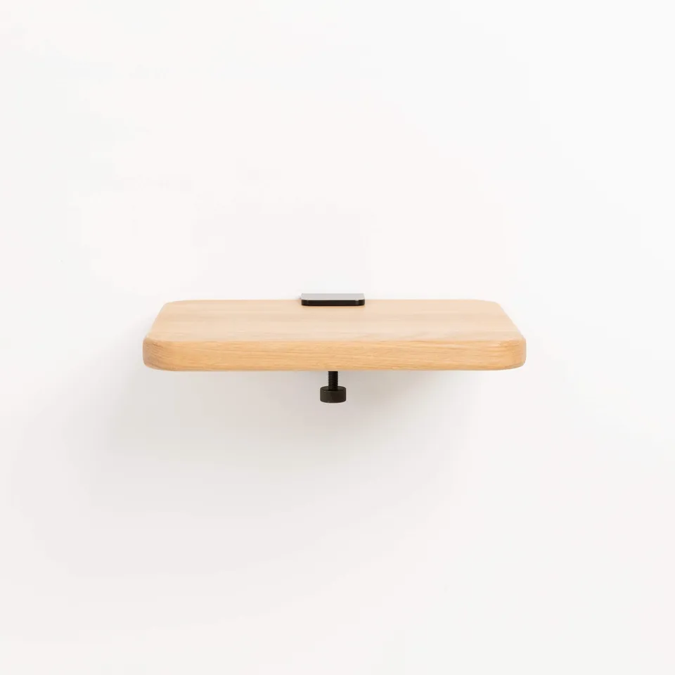 tiptoe-bracket-wand-nachttisch-massive-eiche image 1