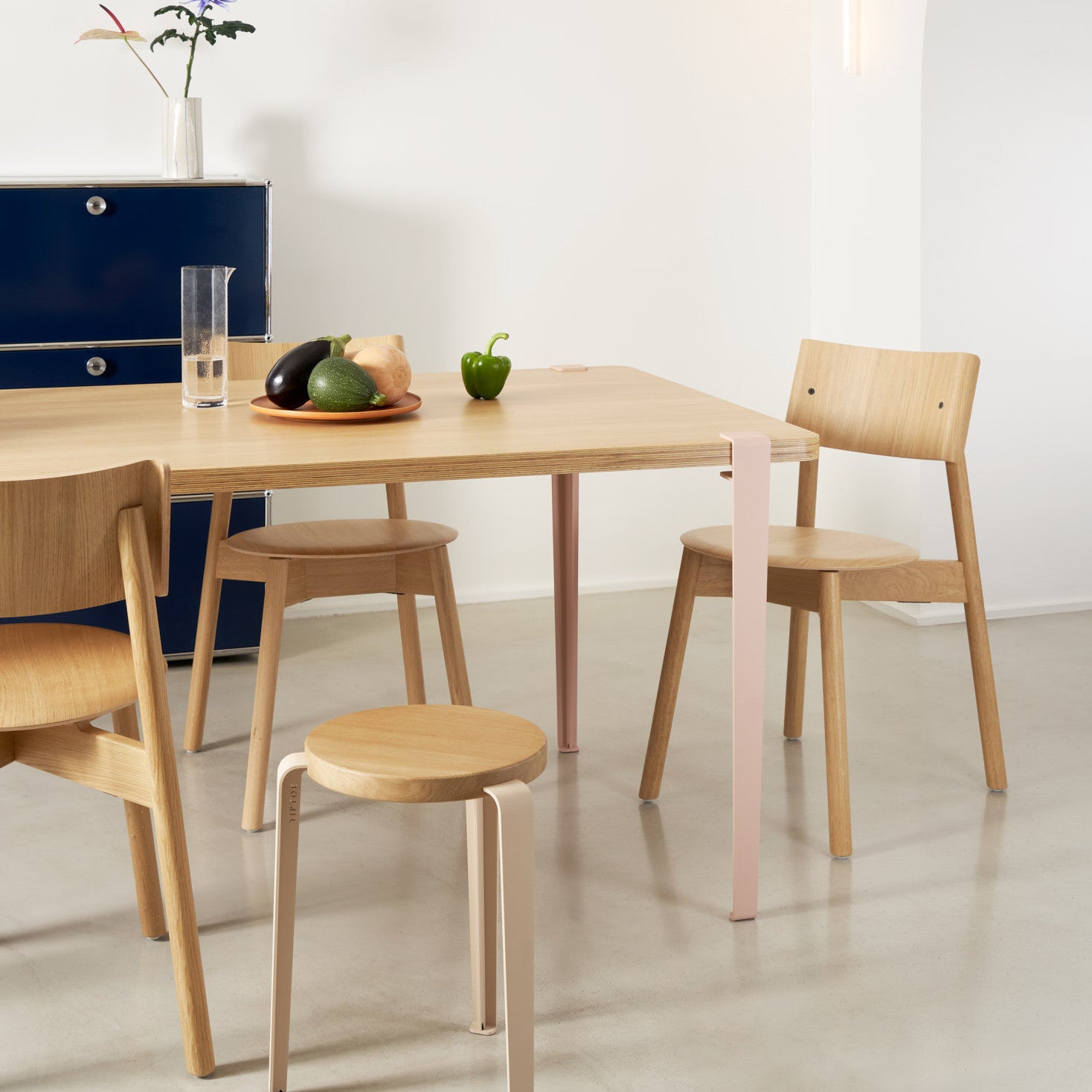 tiptoe-x-heju-esstisch-designer-tisch image 2