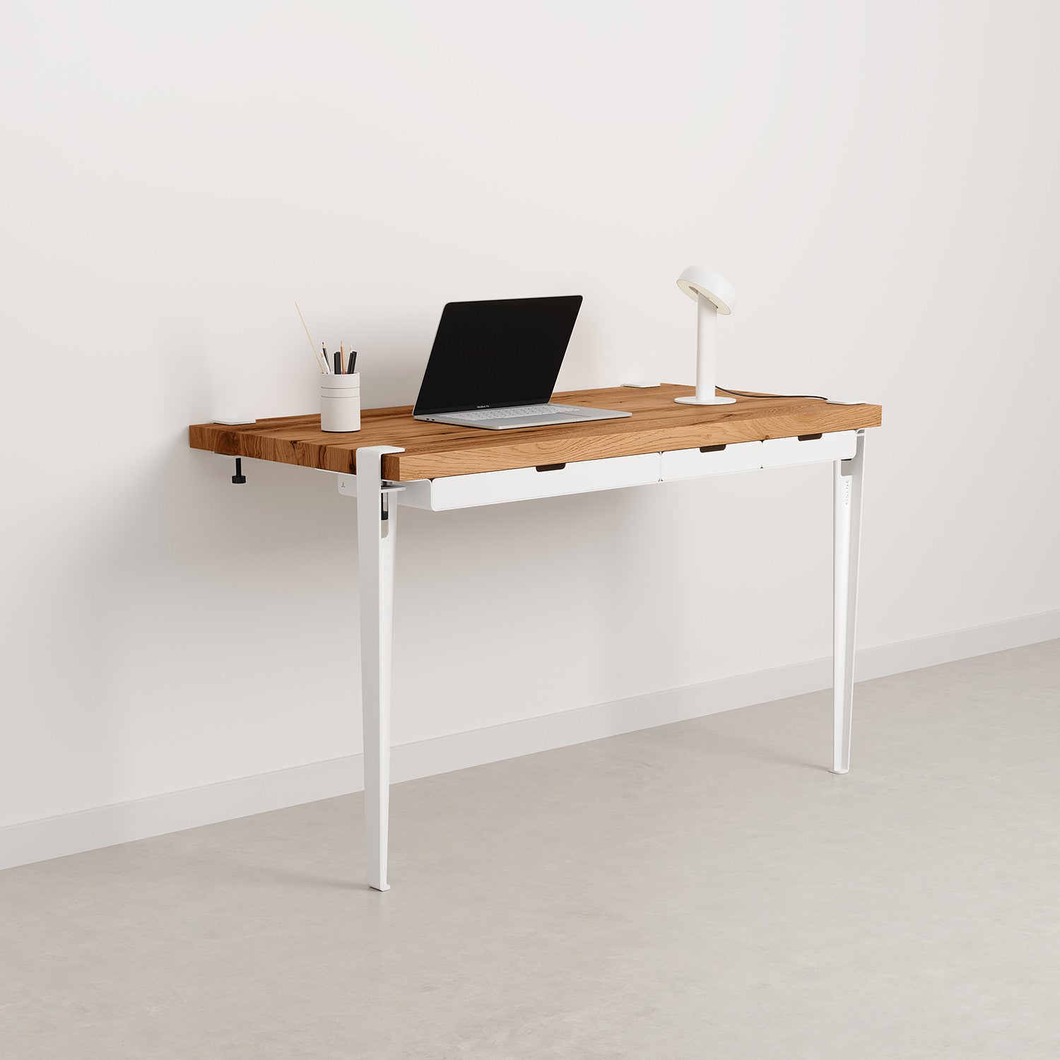 tiptoe-wandschreibtisch-120x60-cm-recyceltes-altholz-mit-2-beinen-75-cm image 6