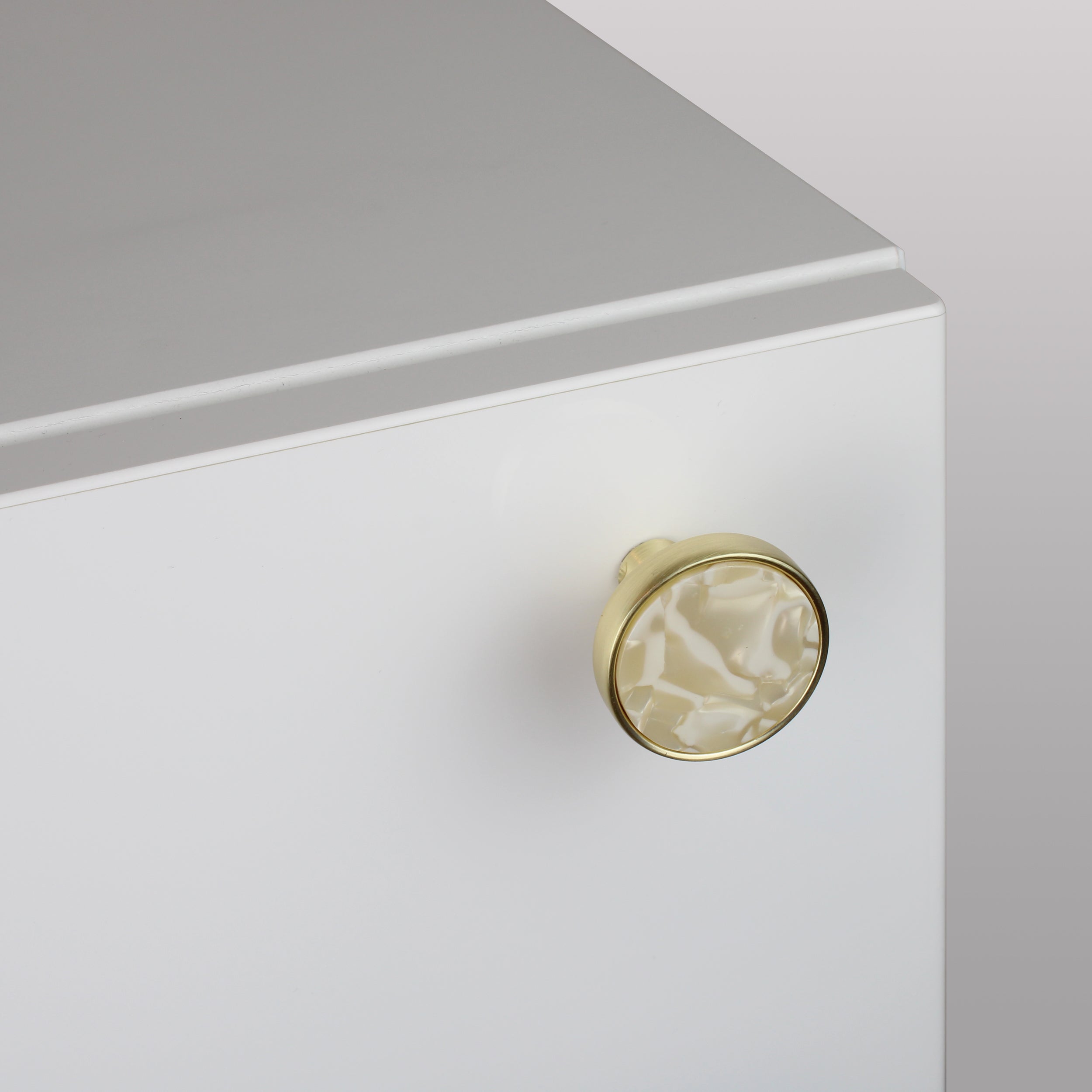 natural-goods-berlin-perle-m-belgriff-zink-perlmutt image 3