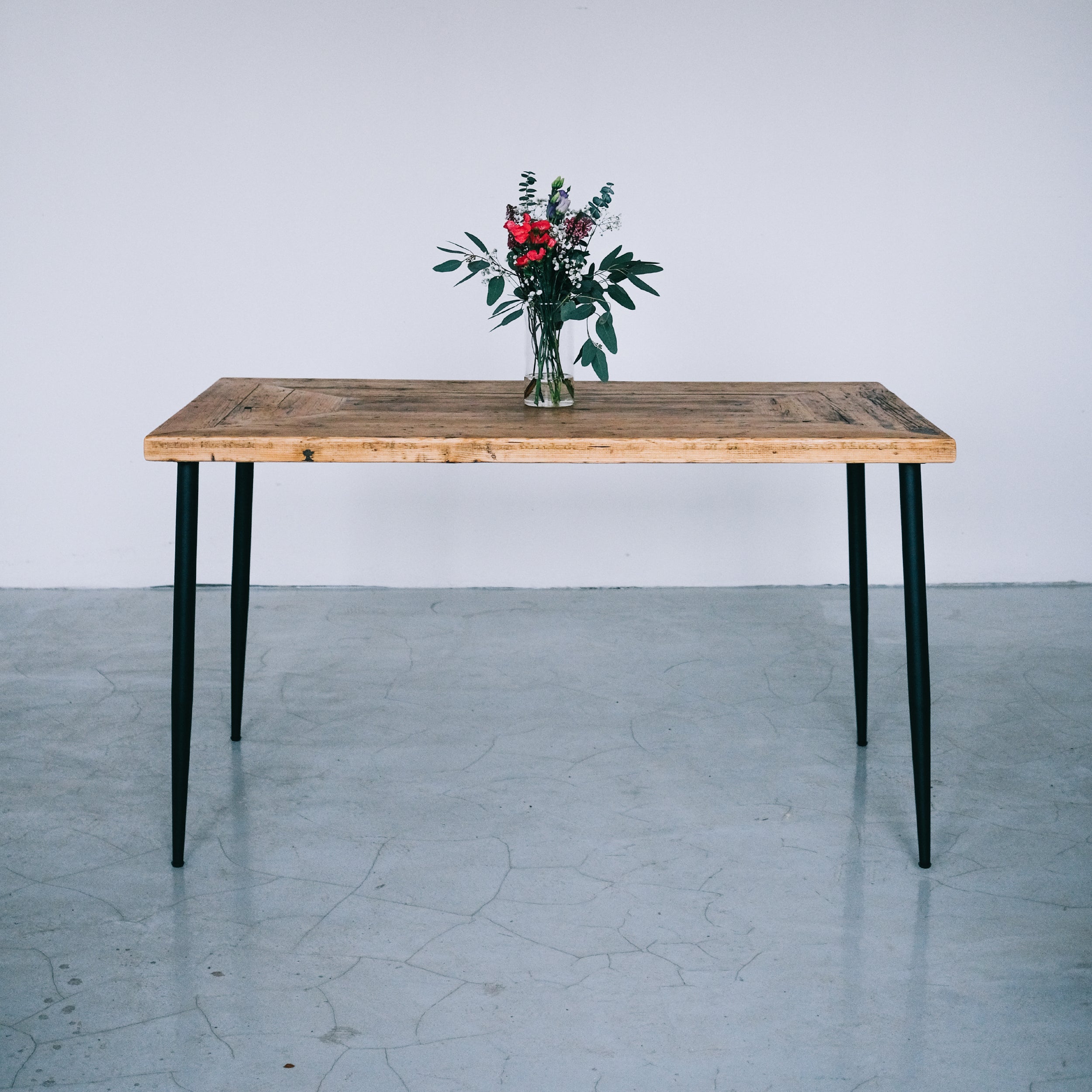 natural-goods-berlin-conical-legs-tischbeine-4er-set image 2