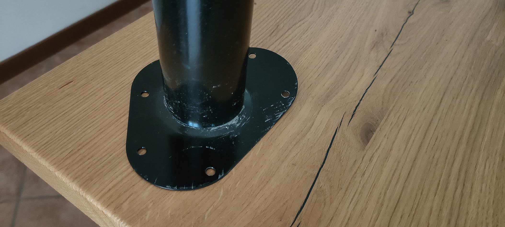 Zwei Füße nicht ganz gerade