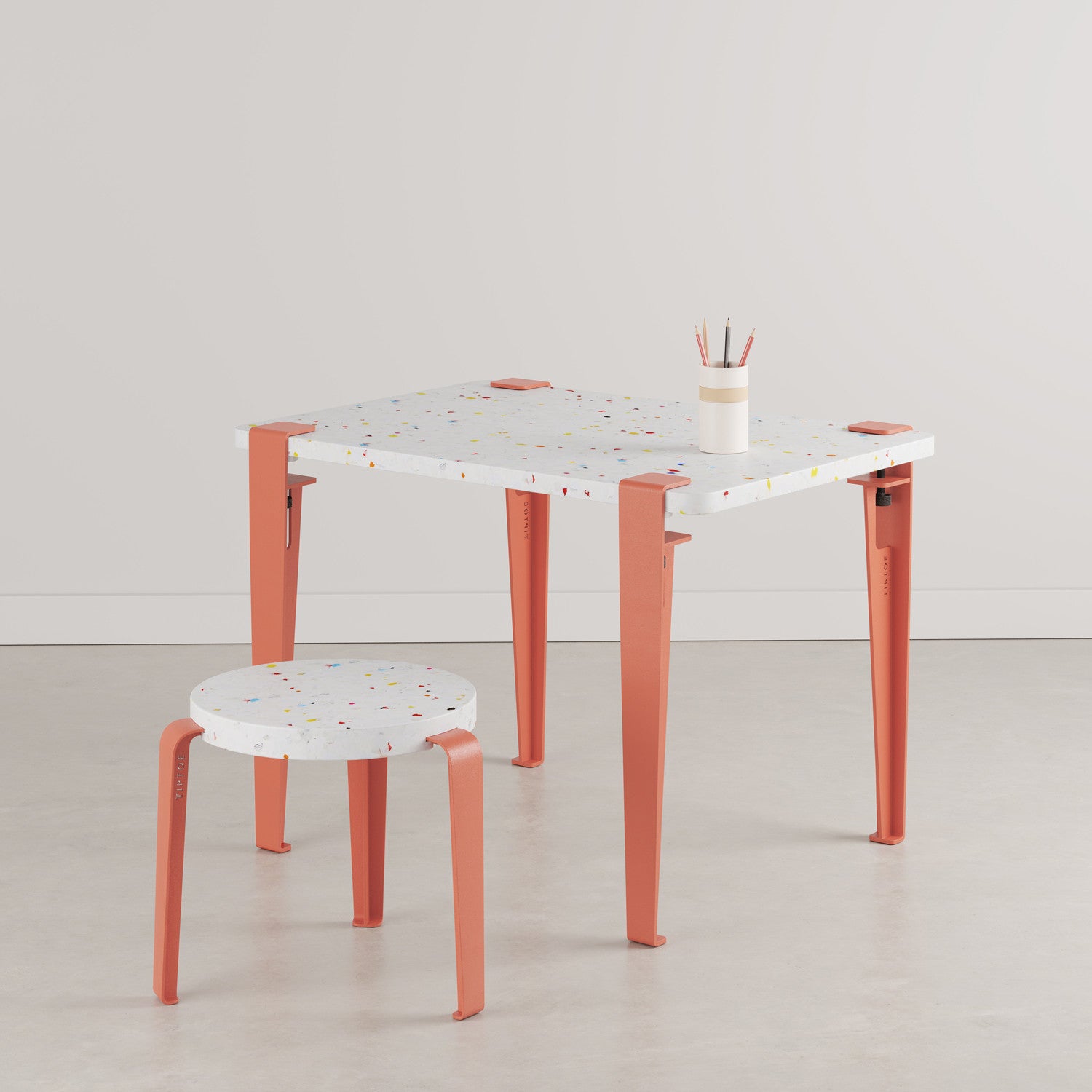 tiptoe-kids-kinderhocker-recycelter-kunststoff-tutti-frutti image 5