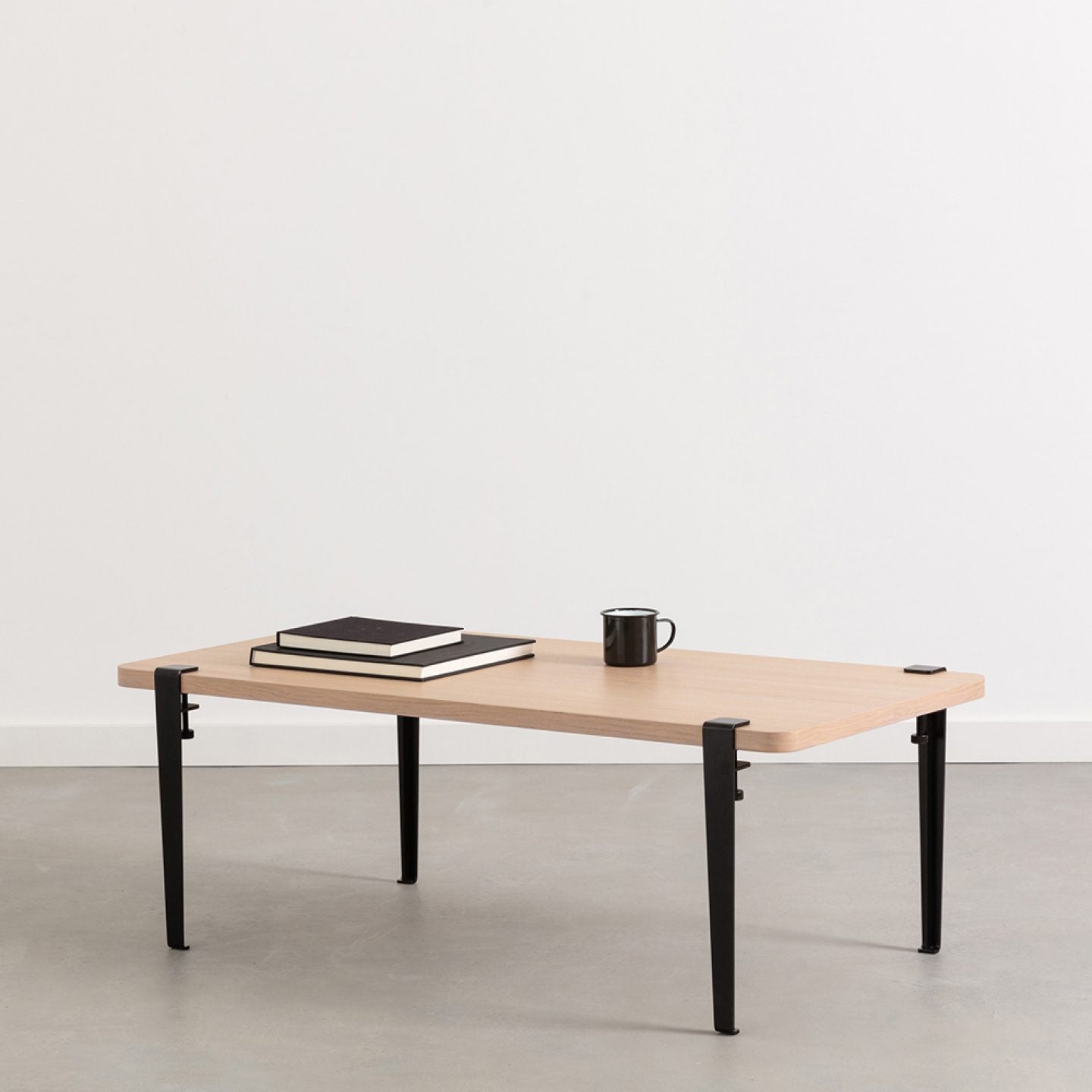 tiptoe-couchtisch-120x60cm-eiche-mit-43cm-stahlbeinen image 3