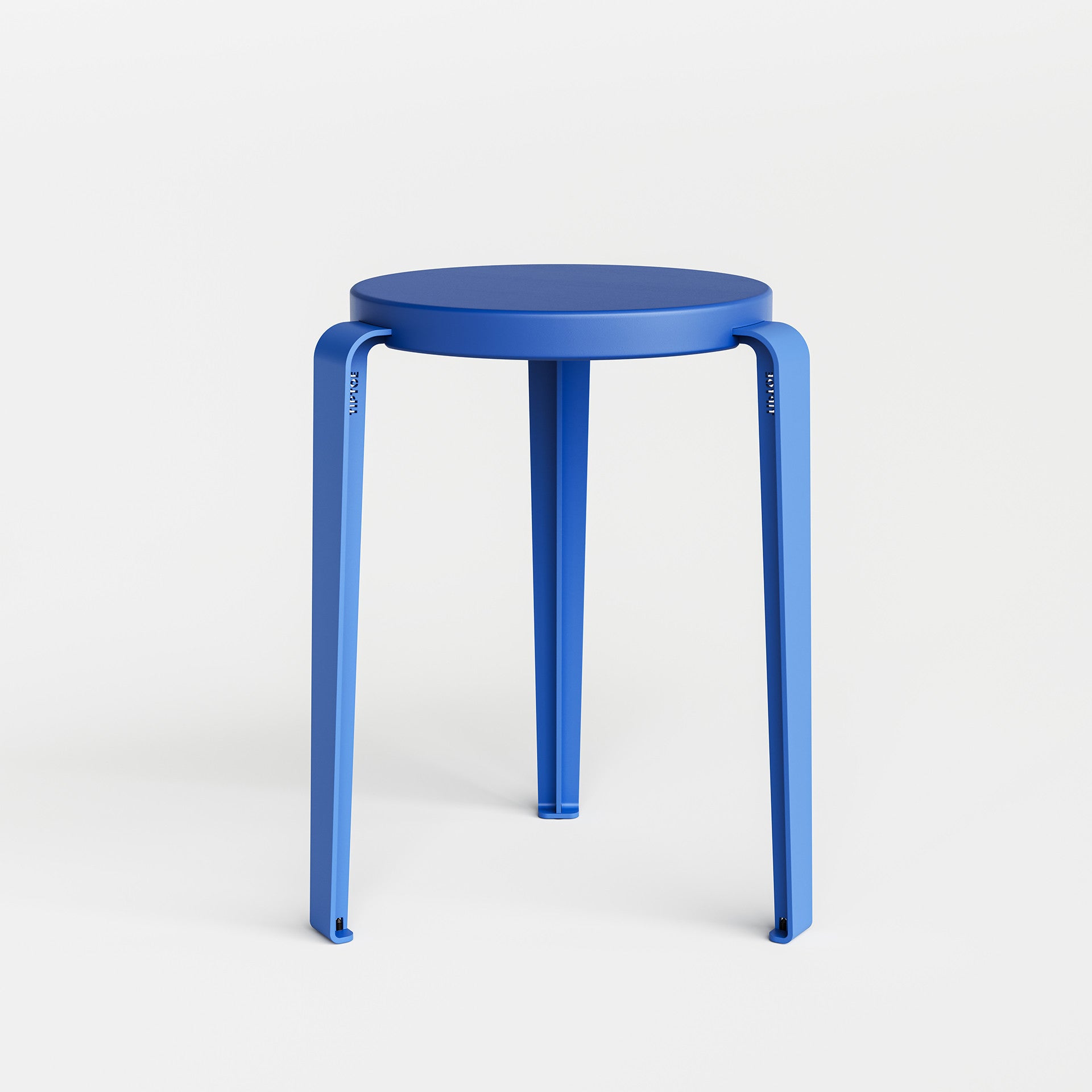 tiptoe-hocker-lou-chroma-edition-stapelbarer-holz-hocker-beistelltisch image 1