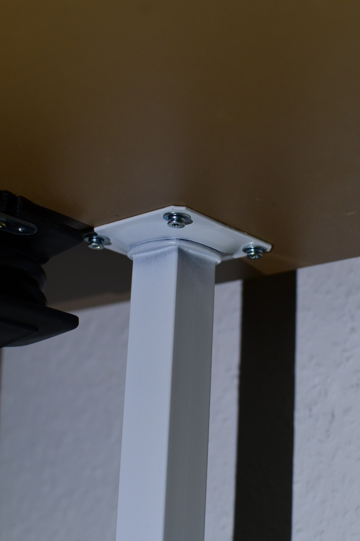 Guter Tischfuß für DIY-Projekt