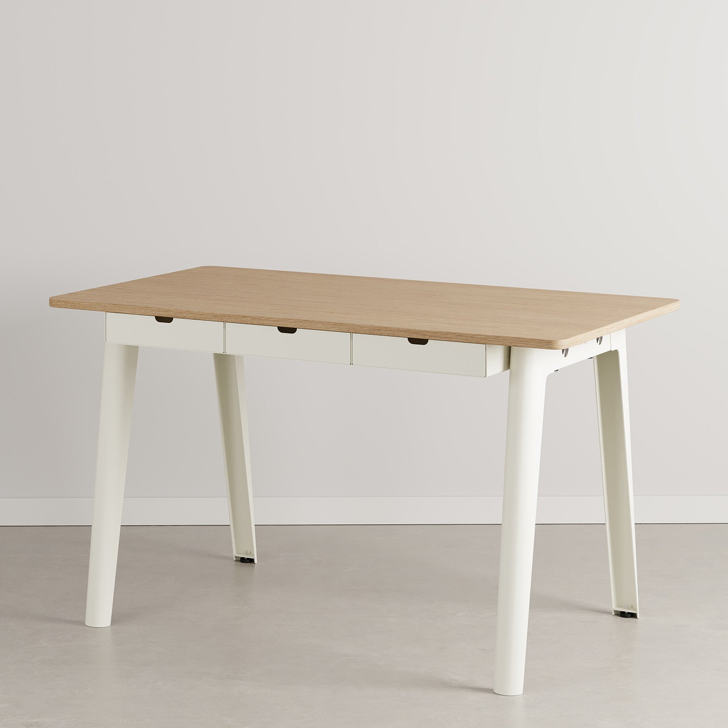 tiptoe-new-modern-schreibtisch-ko-zertifiziertes-holz image 1