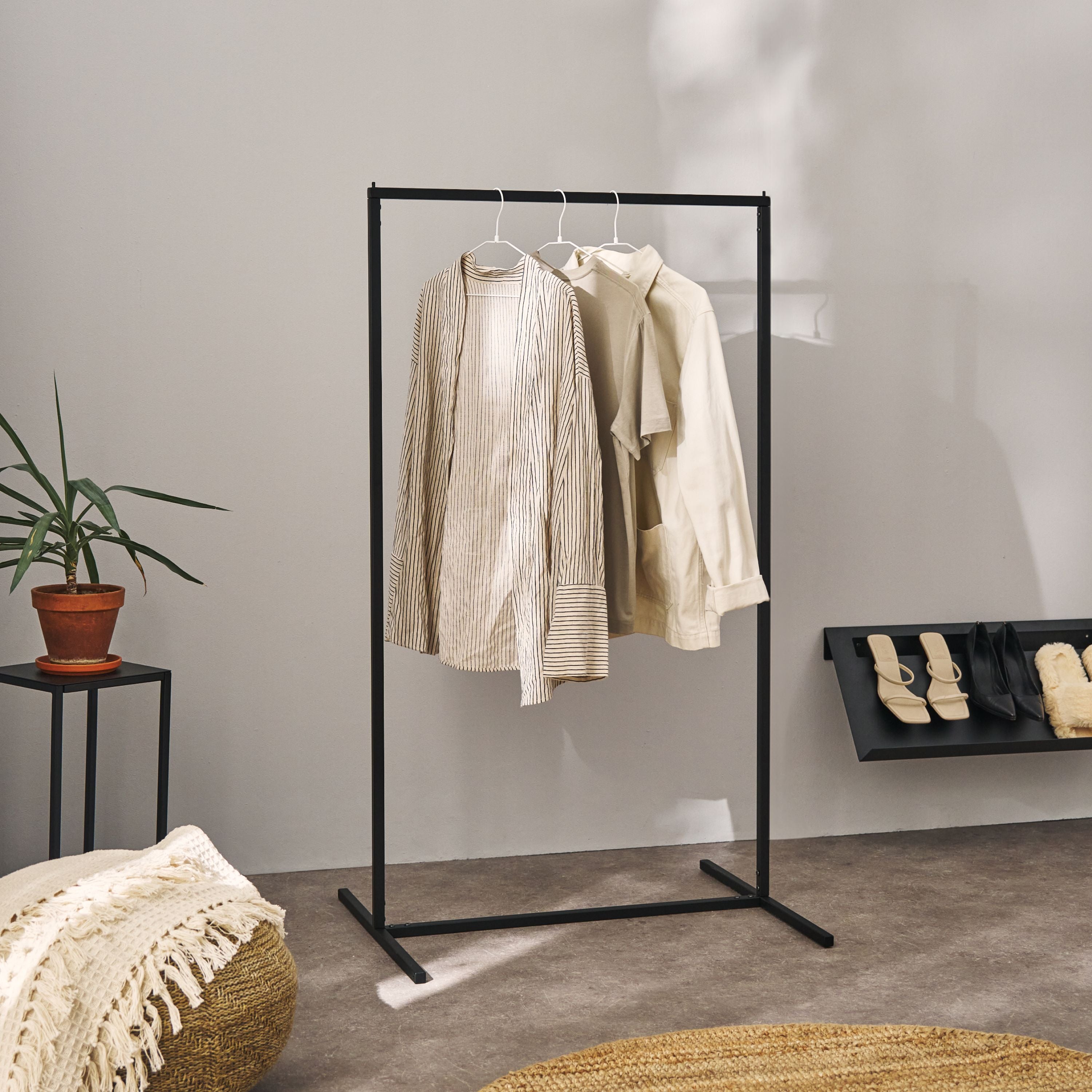 natural-goods-berlin-kleiderst-nder-rechteck-freistehender-garderobenst-nder image 2