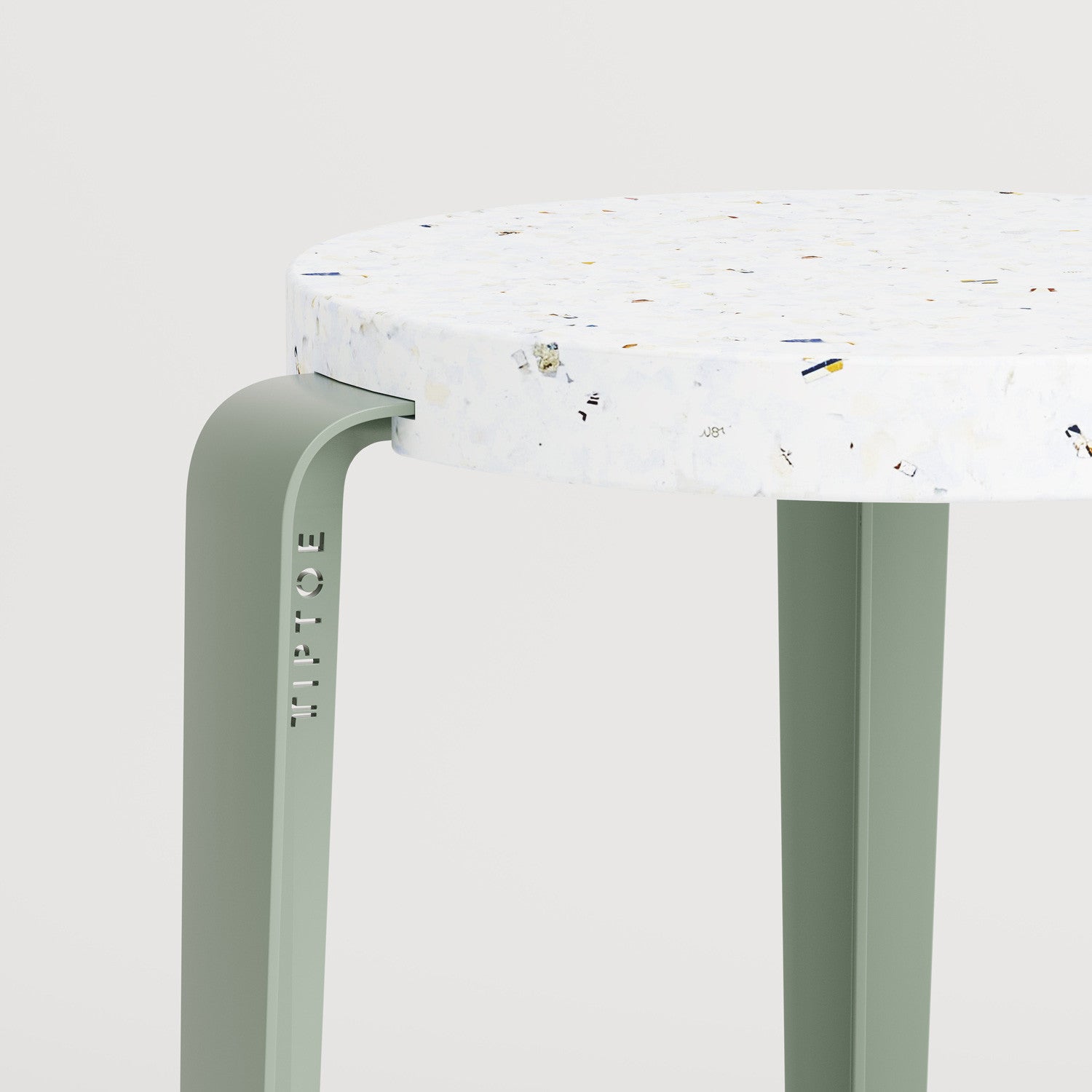 tiptoe-hocker-lou-recycelter-kunststoff-venezia-stapelbar image 5