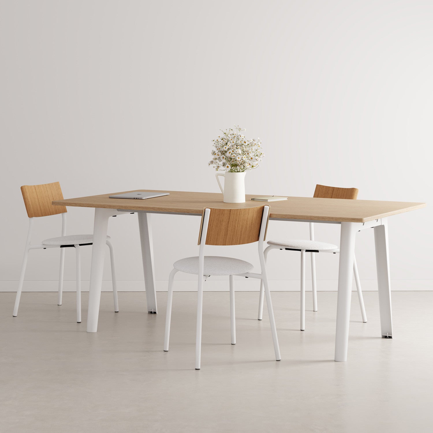 tiptoe-new-modern-konferenztisch-ko-zertifiziertes-holz image 3