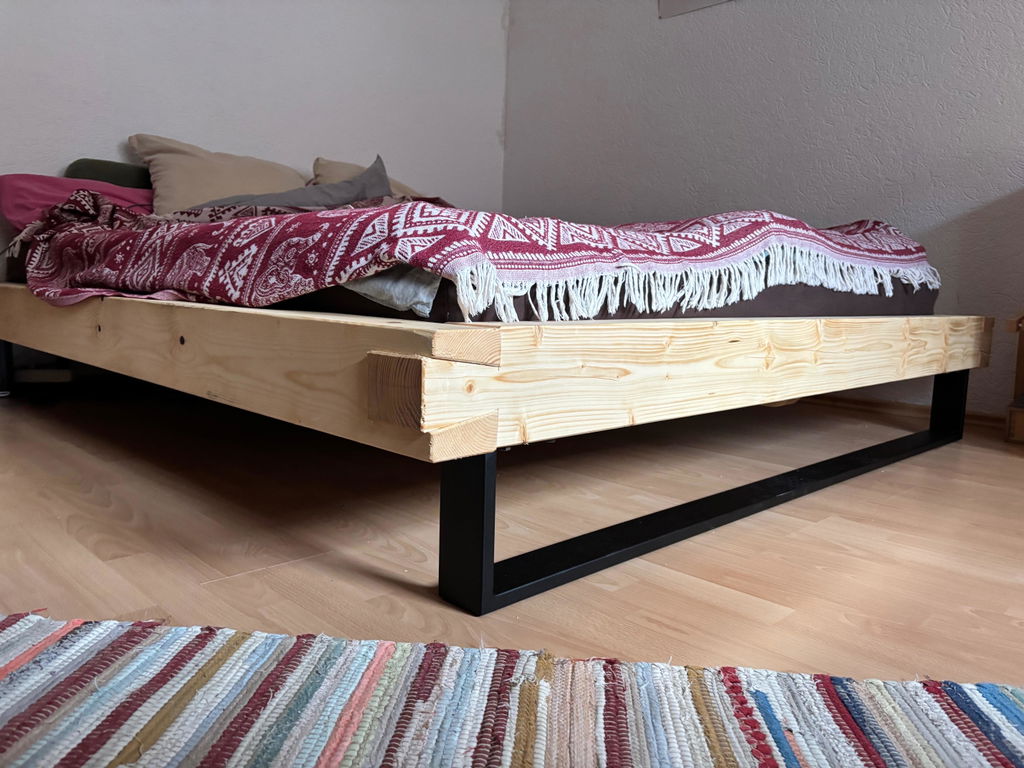 Massives Boxspringbett draus gebaut