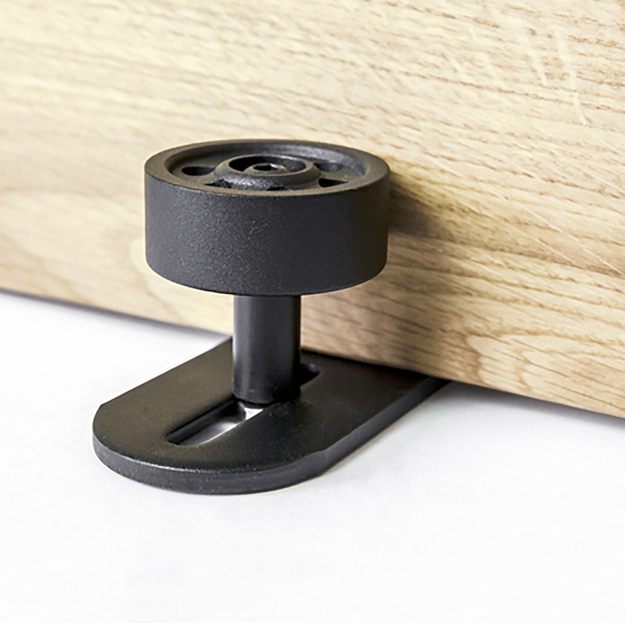 natural-goods-berlin-bodenf-hrung-schiebet-rsystem-wheel-slider image 1