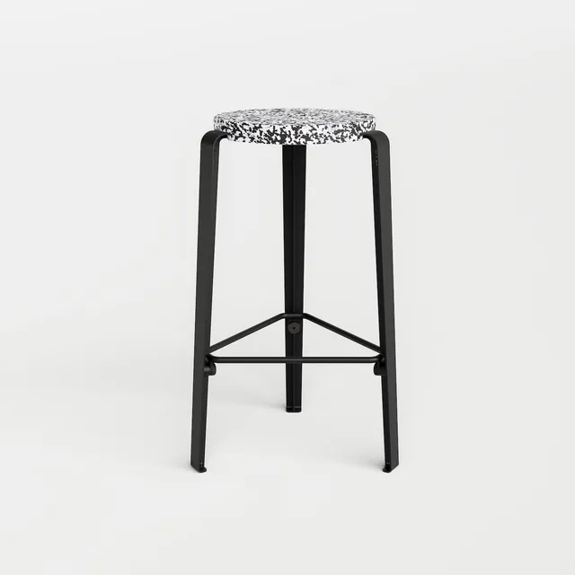 tiptoe-lou-barhocker-recycelter-kunststoff-macchiato image 1